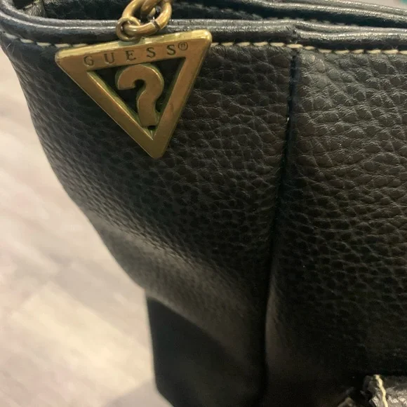 Large guess bag - Picture 3 of 9
